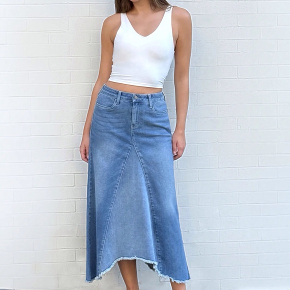 Wash lab “Selma” pieced 2 tone sky denim skirt - Picture 3 of 16